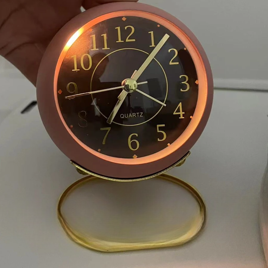 réveil enfant analogique nordique silencieux lumineux - Mon Univers Enfant