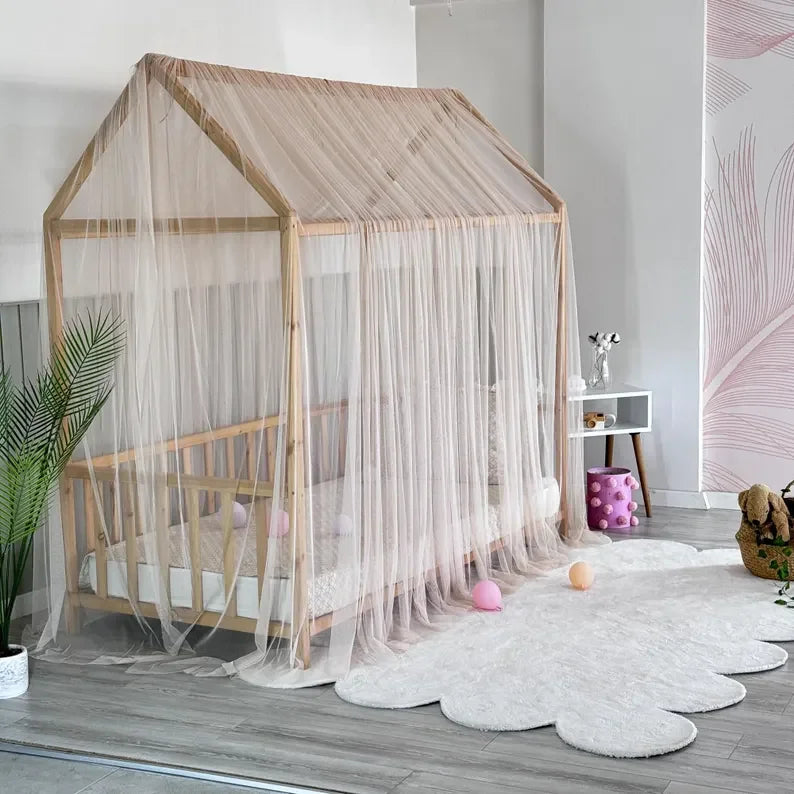 ciel de lit cabane MueCabin grisenveloppants