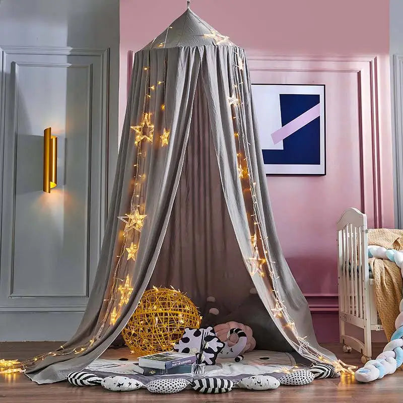 ciel de lit  gris fonce pour chambre enfant en dome suspendu 