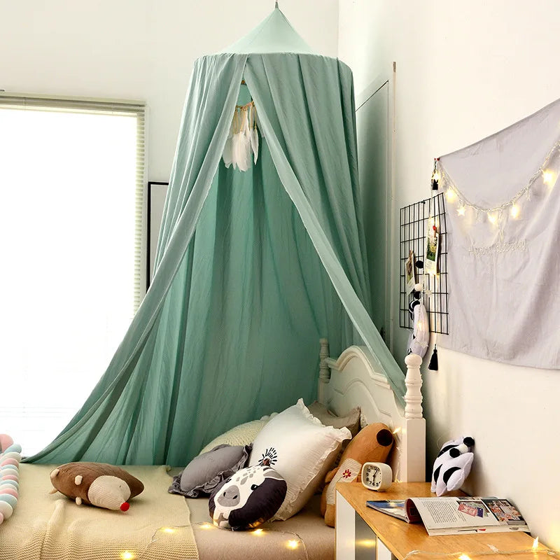 ciel de lit enfant  vert en dome suspendu ouvert sur un cote  pour lit   denfant