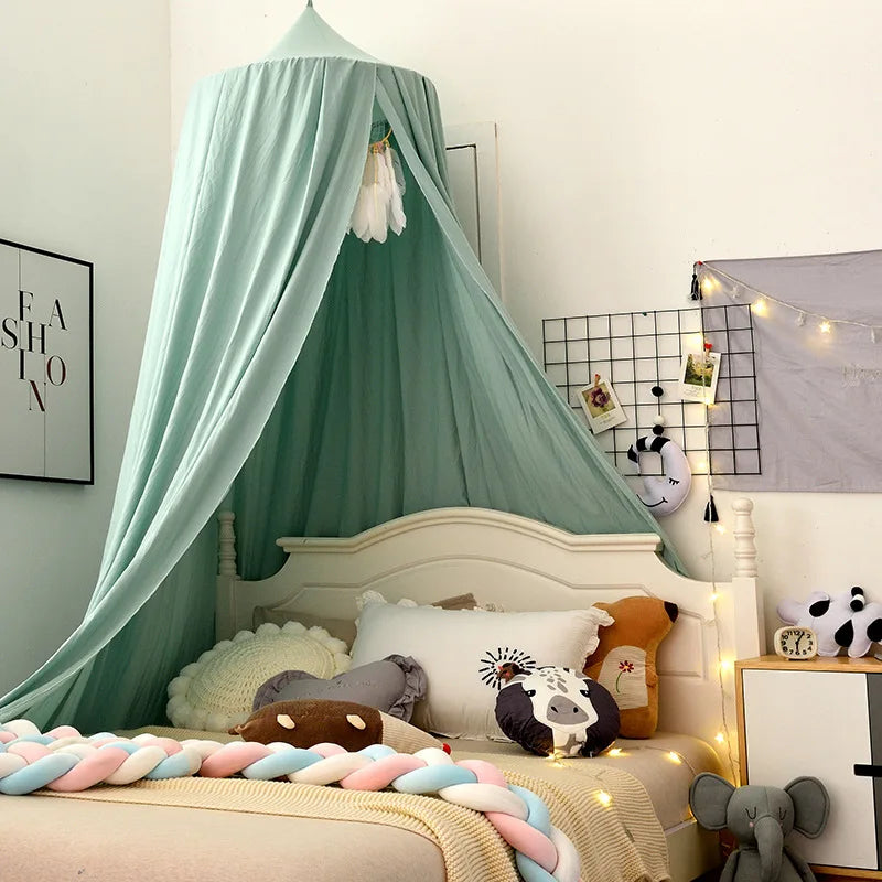 ciel de lit enfant vert en dome suspendu sur lit   denfant
