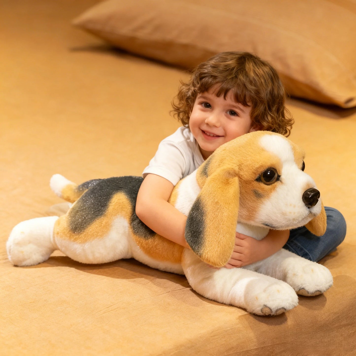 enfant avec peluche chiot realiste doudou chien pour enfant puppydoll