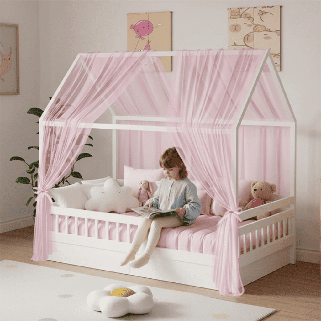 enfant de 6 ans avec ciel de lit cabane rose auventcare