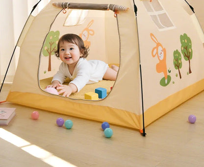 enfant jouant dans tente pop up enfant legere poptente