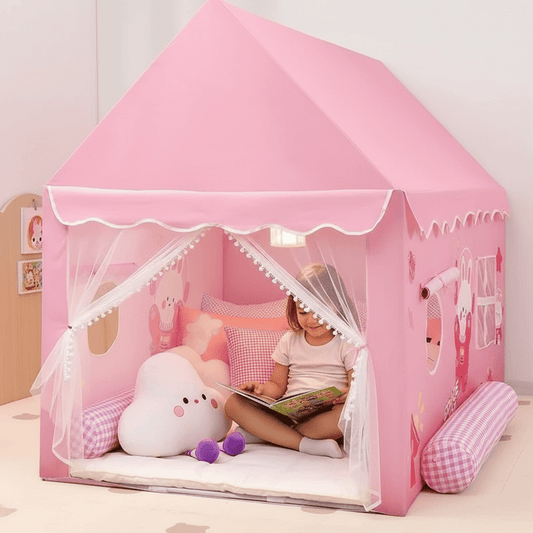 enfant lisant dans cabane enfant intérieur rose double indoortent