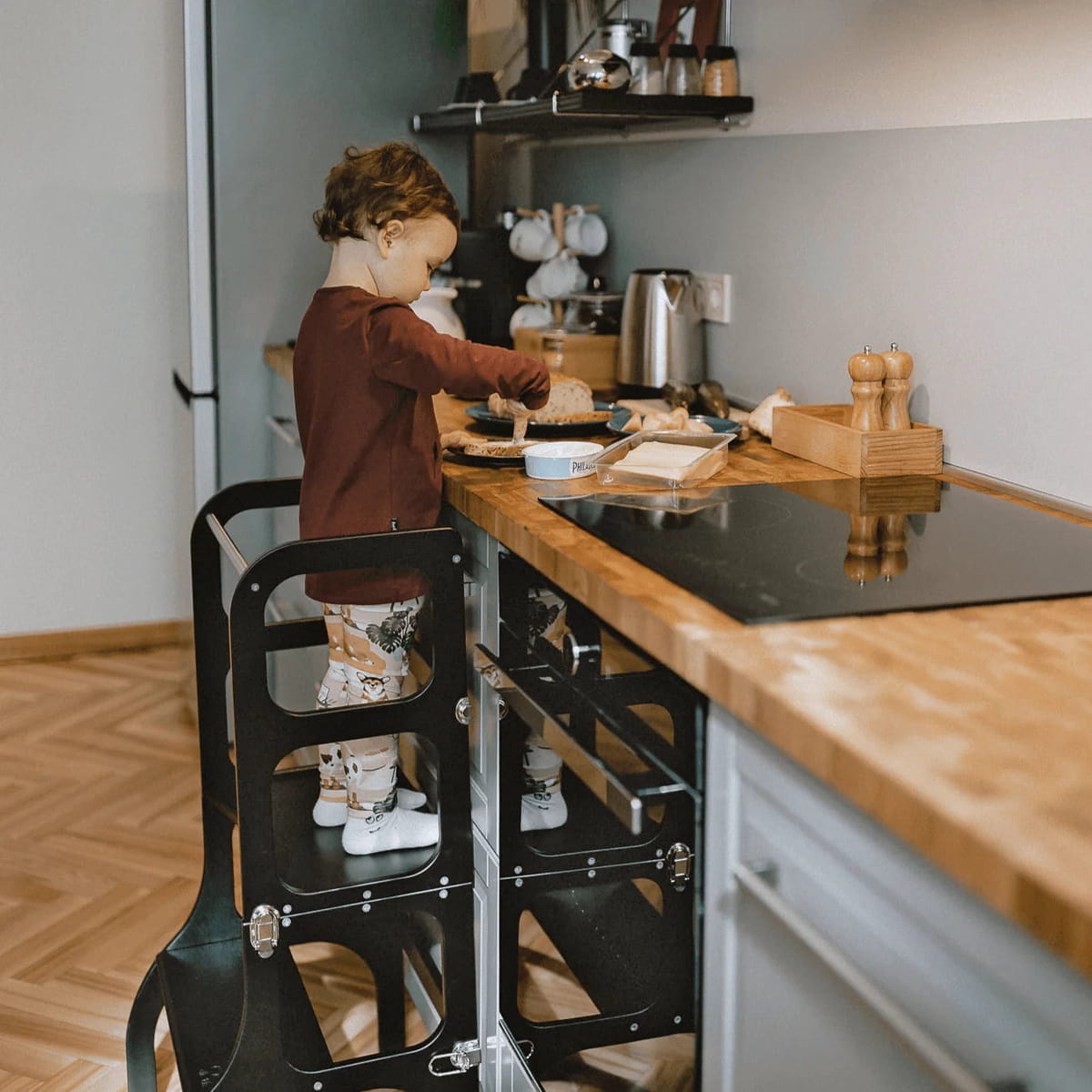 table haute convertible enfant – tour d'apprentissage 2 - en - 1 - MUE - Mon Univers Enfant