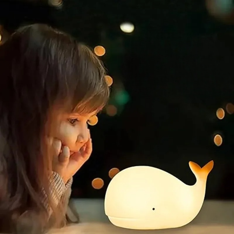 tendre amie veilleuse baleine enfant