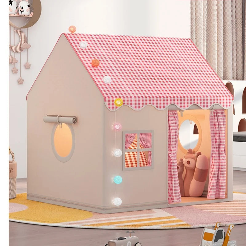 tente enfant CabanePliante rose avec guirlande