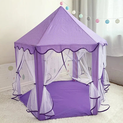 tente enfant pentagone PrincessHouse violette dans une chambre
