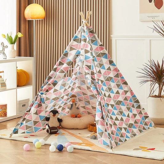 tipi enfant avec motifs triangulaires colorées