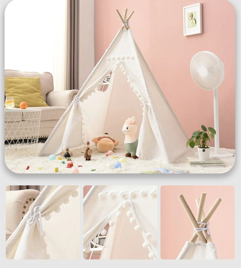 tipi enfant blanc au salon sur tapis avec peluche